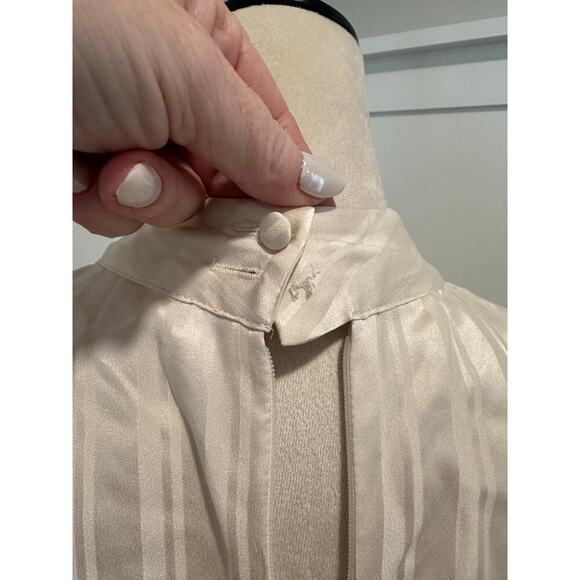 Frame Silk Blouse - Picture 7 of 10